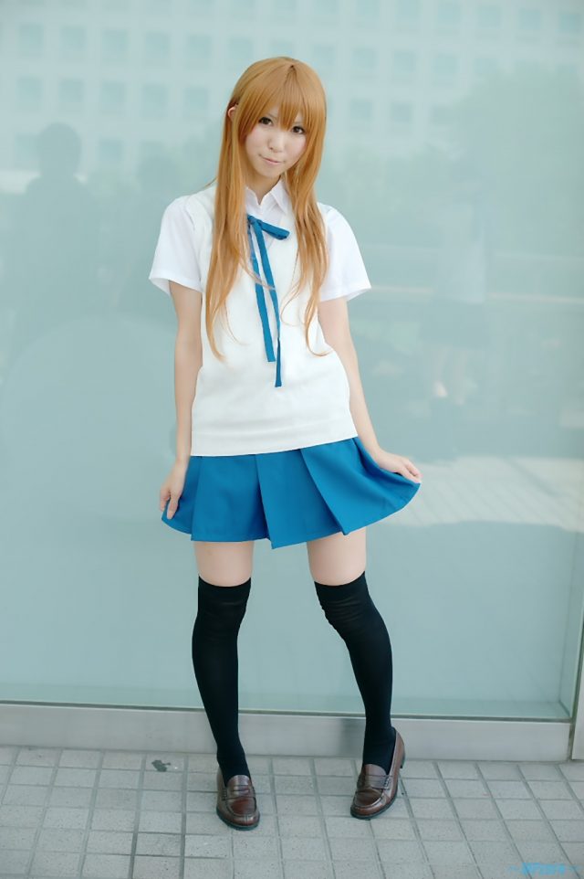 コスプレイヤー 璃波 ミニスカにニーハイがエロい 『とらドラ!』 逢坂大河の制服コスプレ画像