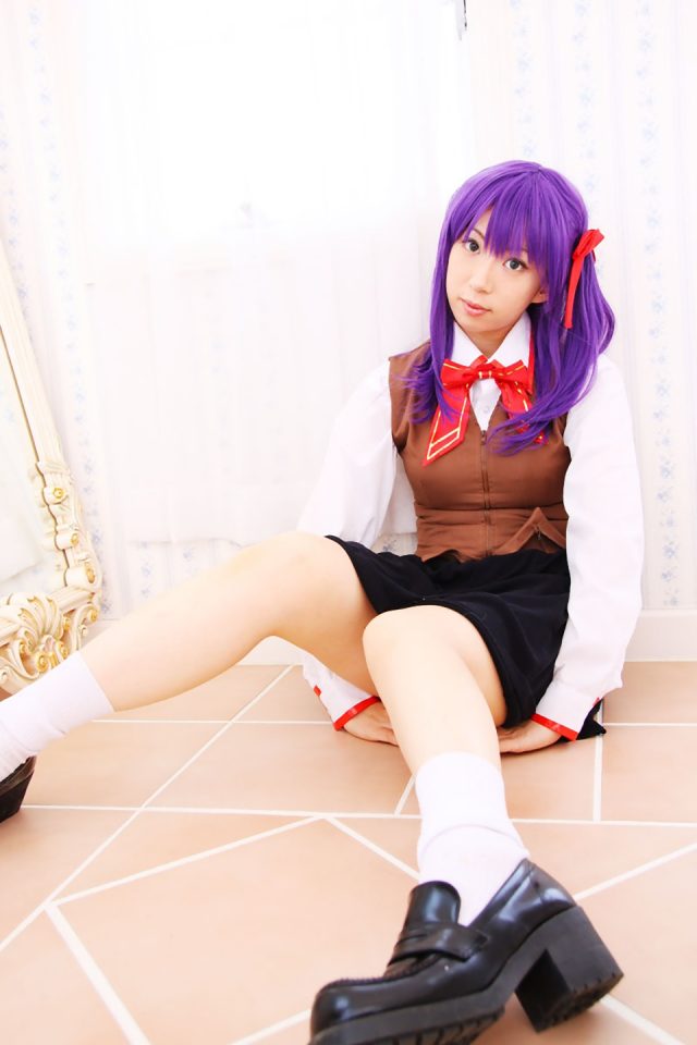 コスプレイヤー 桜井さち 白のショートソックスにムチムチな太ももがエロい 『Fate stay night』 間桐桜の制服コスプレ画像