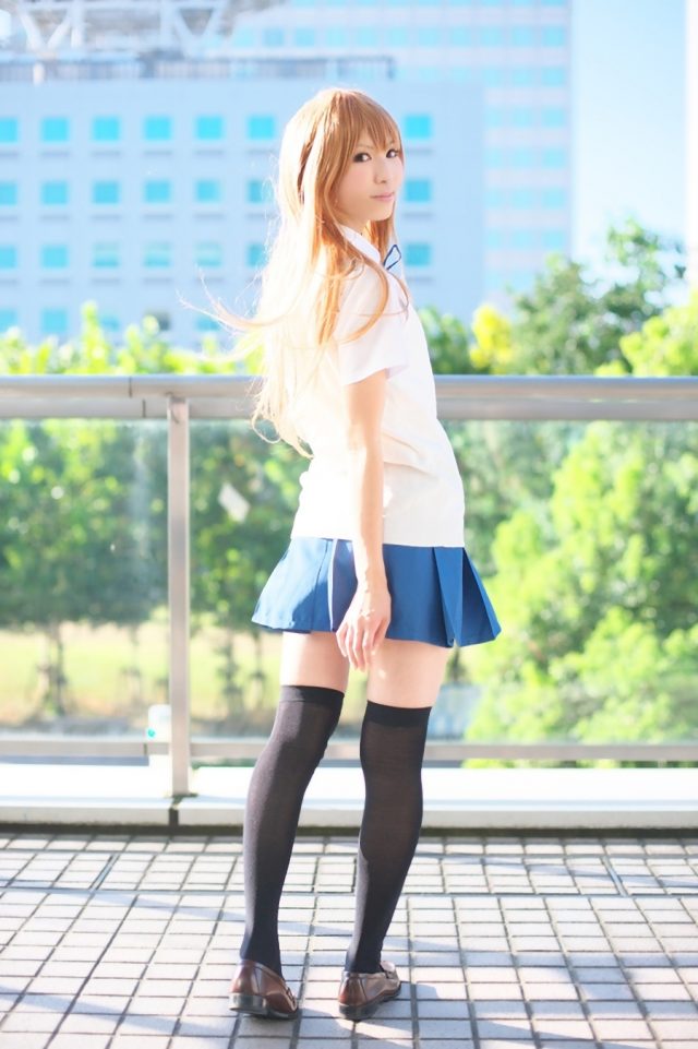 コスプレイヤー 璃波 ミニスカにニーハイがエロい 『とらドラ!』 逢坂大河の制服コスプレ画像