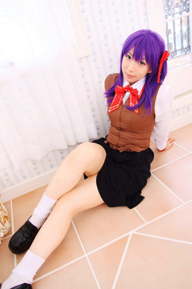 コスプレイヤー 桜井さち 白のショートソックスにムチムチな太ももがエロい 『Fate stay night』 間桐桜の制服コスプレ画像