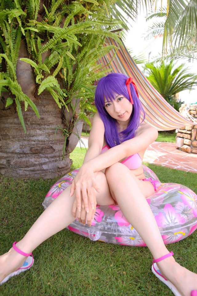 コスプレイヤー 桜井さち ピンクのビキニ水着に食い込んだ尻がエロい 『Fate stay night』 間桐桜のコスプレ画像