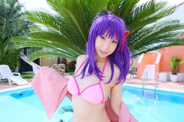 コスプレイヤー 桜井さち ピンクのビキニ水着に食い込んだ尻がエロい 『Fate stay night』 間桐桜のコスプレ画像