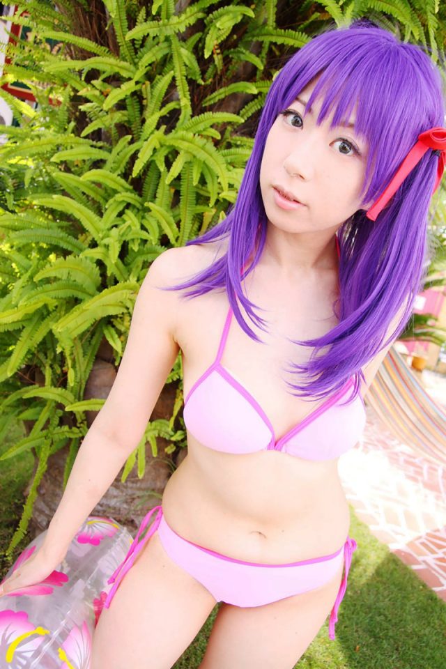 コスプレイヤー 桜井さち ピンクのビキニ水着に食い込んだ尻がエロい 『Fate stay night』 間桐桜のコスプレ画像