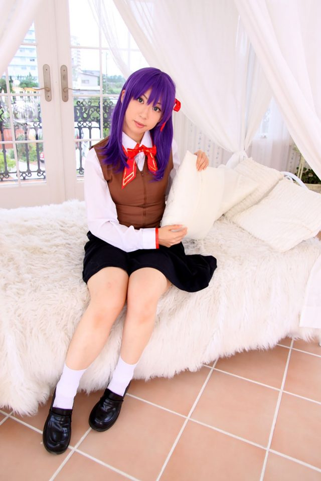 コスプレイヤー 桜井さち 白のショートソックスにムチムチな太ももがエロい 『Fate stay night』 間桐桜の制服コスプレ画像