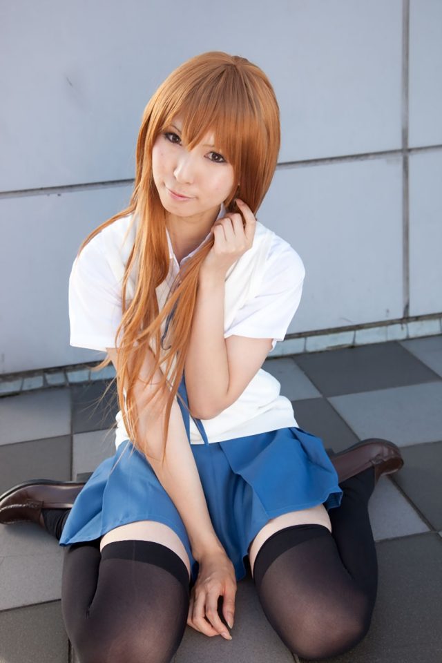 コスプレイヤー 璃波 ミニスカにニーハイがエロい 『とらドラ!』 逢坂大河の制服コスプレ画像