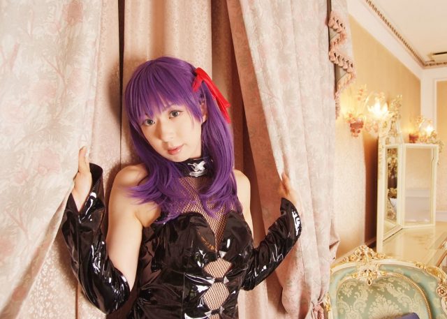 コスプレイヤー 桜井さち 網タイツのボンテージ衣装がエロい 『Fate stay night』 間桐桜のコスプレ画像