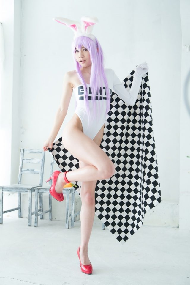 コスプレイヤー 叶兎(かなと) ハイレグのレオタードが食い込んだ尻のワレメがエロい 『東方RQ』 優曇華院のコスプレ画像