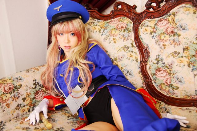 コスプレイヤー 桜井さち スリットから見える短パンやムチムチな太ももがエロい 『マクロスF』 シェリルの射手座コスプレ画像