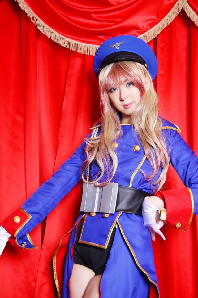 コスプレイヤー 桜井さち スリットから見える短パンやムチムチな太ももがエロい 『マクロスF』 シェリルの射手座コスプレ画像