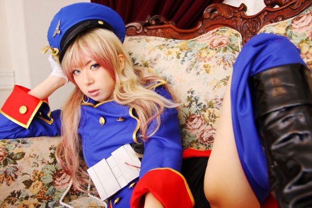 コスプレイヤー 桜井さち スリットから見える短パンやムチムチな太ももがエロい 『マクロスF』 シェリルの射手座コスプレ画像