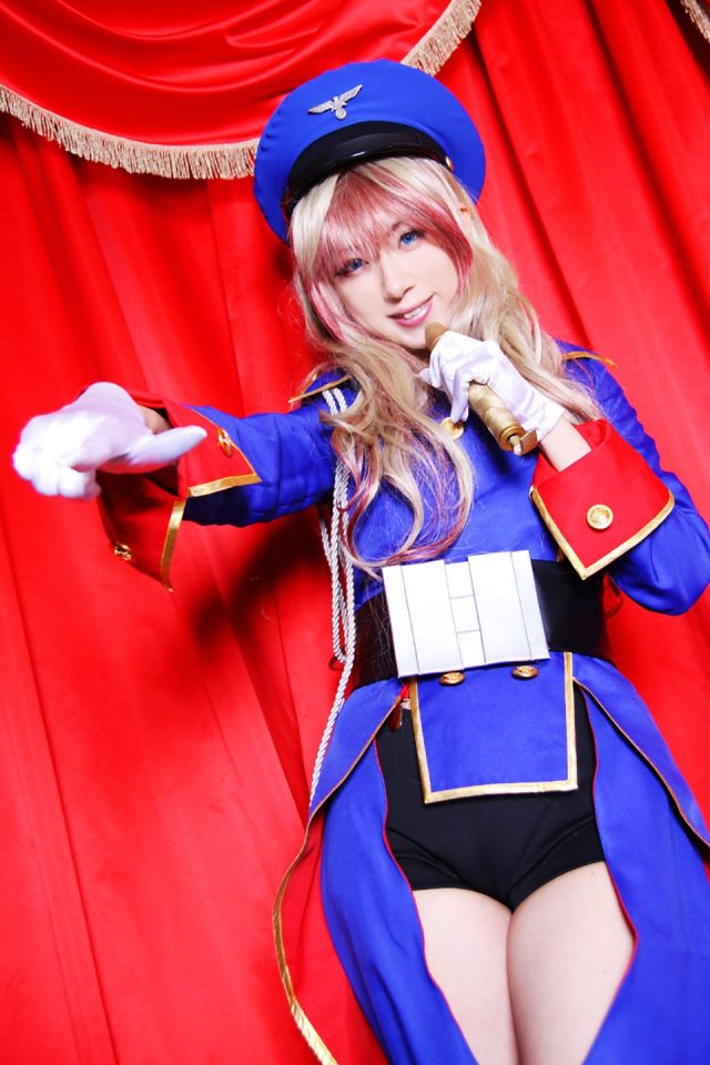 コスプレイヤー 桜井さち スリットから見える短パンやムチムチな太ももがエロい 『マクロスF』 シェリルの射手座コスプレ画像