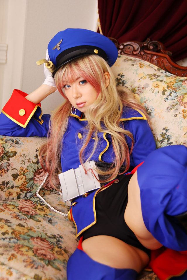 コスプレイヤー 桜井さち スリットから見える短パンやムチムチな太ももがエロい 『マクロスF』 シェリルの射手座コスプレ画像