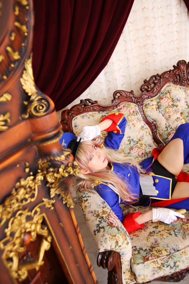 コスプレイヤー 桜井さち スリットから見える短パンやムチムチな太ももがエロい 『マクロスF』 シェリルの射手座コスプレ画像