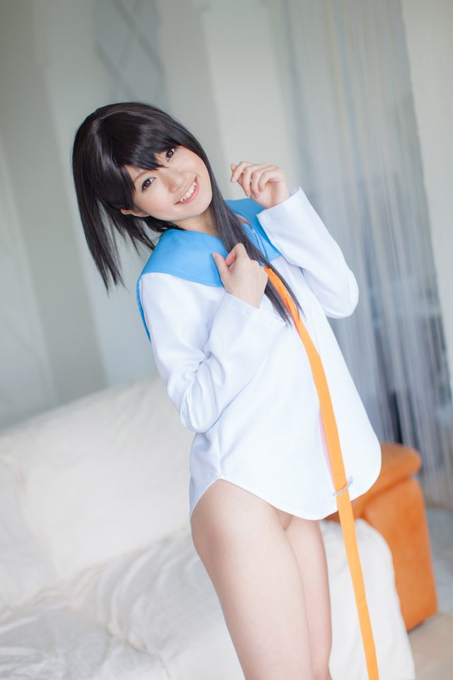 セクシー女優 朝倉ことみ パンチラやパイパンのマンコがエロい 『ニセコイ』 小野寺小咲の制服コスプレ画像
