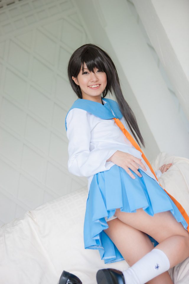 セクシー女優 朝倉ことみ パンチラやパイパンのマンコがエロい 『ニセコイ』 小野寺小咲の制服コスプレ画像