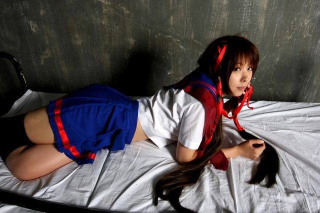 コスプレイヤー 橘みなみ セーラー服でパンチラがエロい 『シュラキ』 美城暁のコスプレ画像