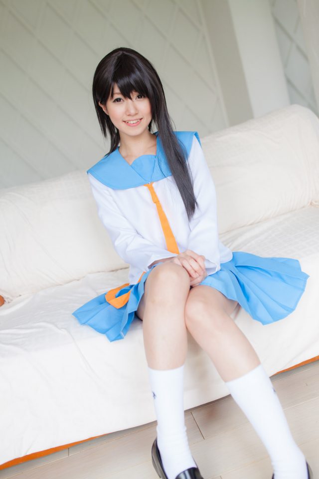 セクシー女優 朝倉ことみ パンチラやパイパンのマンコがエロい 『ニセコイ』 小野寺小咲の制服コスプレ画像