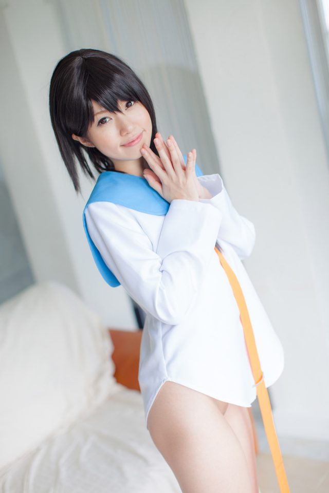 セクシー女優 朝倉ことみ パンチラやパイパンのマンコがエロい 『ニセコイ』 小野寺小咲の制服コスプレ画像