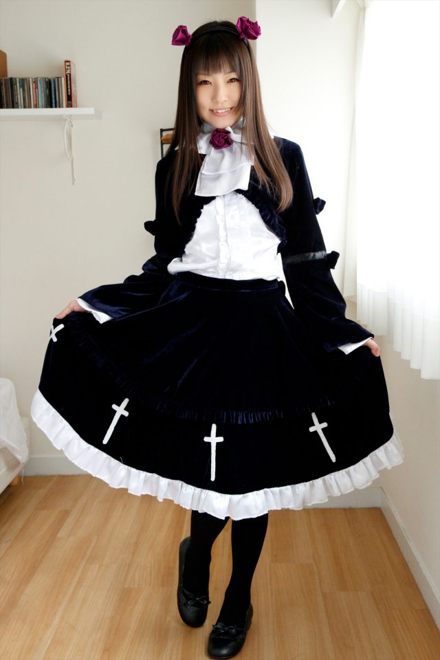 セクシー女優 つぼみ パンチラや丸見えの乳首とアナルがエロい 『俺の妹がこんなに可愛いわけがない』 五更瑠璃（黒猫）のコスプレ画像