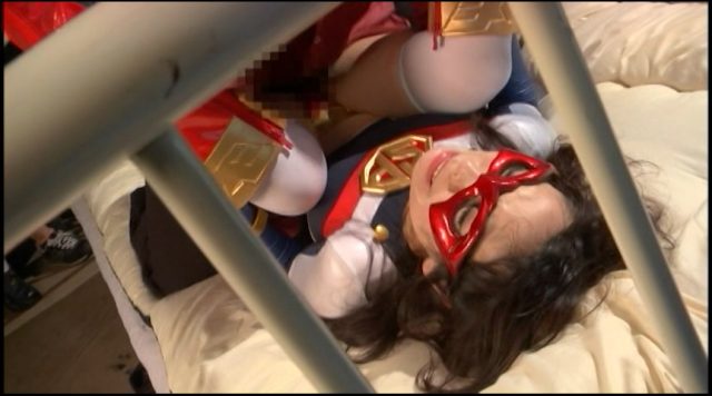 有村千佳 ハイレグ衣装が食い込んだ尻がエロい 『スパンデクサー 卑劣凌辱』 コスプレ画像